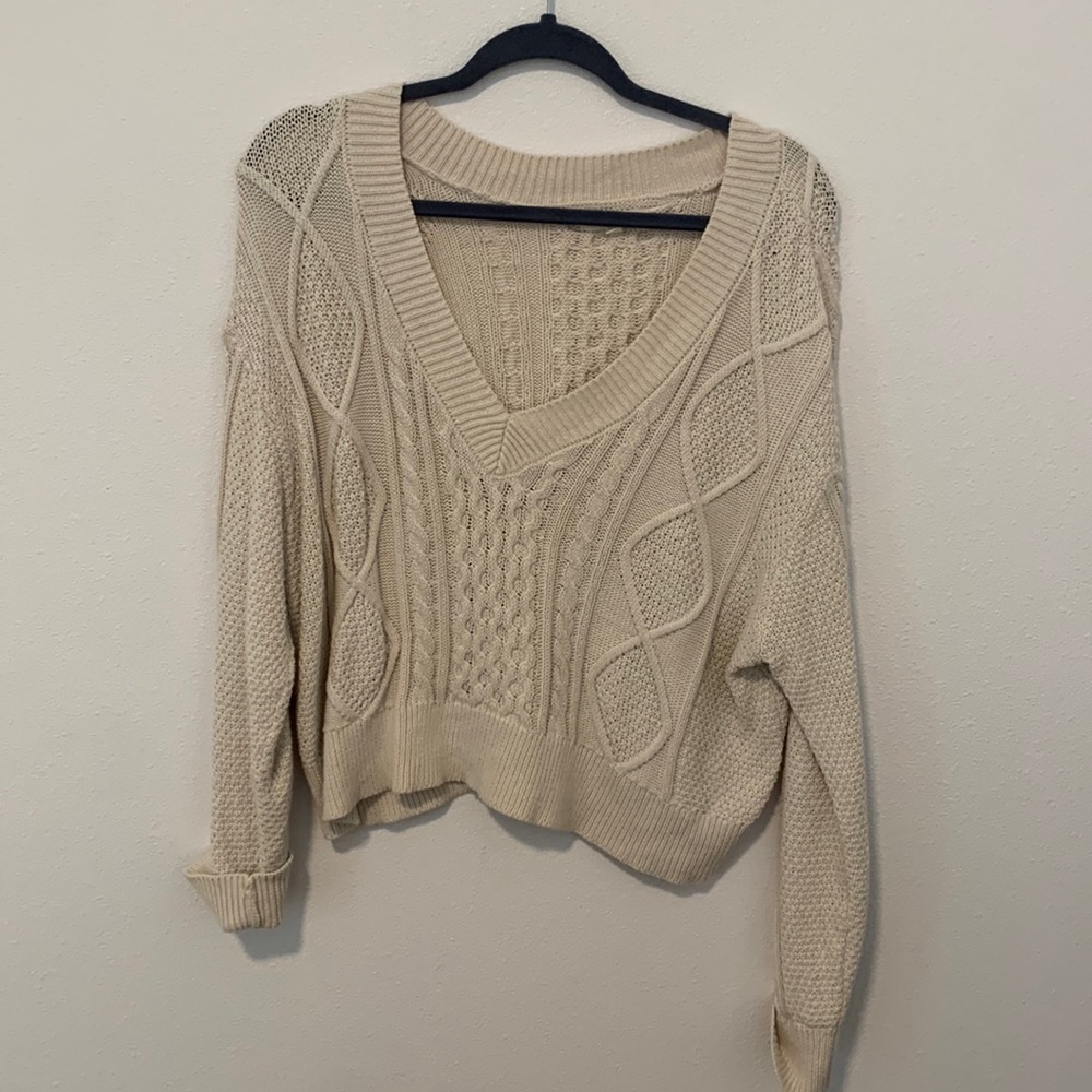 LA hearts sweater